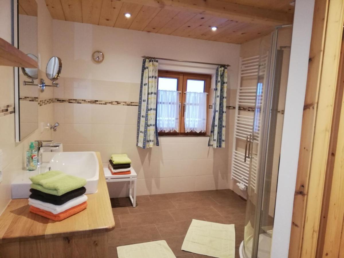 רוהפולדינג Ferienwohnung Grabenhaeusl Inkl. Chiemgaukarte מראה חיצוני תמונה
